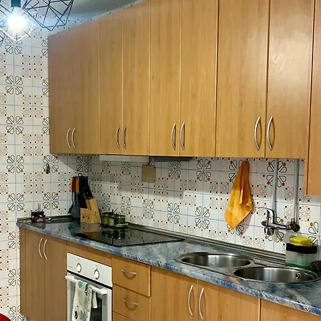 Privada En Vigo, Cerca Del Parque Castrelos, A 5min De La Playa, Compartido Homestay *