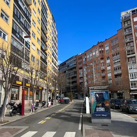 ホームステイ Privada En Vigo, Cerca Del Parque Castrelos, A 5min De La Playa, Compartido *